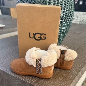 UGG Kids' Tan Boots with Cream Fur Trim